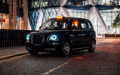 Poluarea aerului din Londra a scăzut cu până la 54% după extinderea taxei pentru mașinile vechi